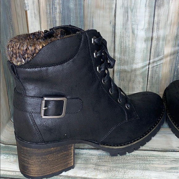 Carlos by Carlos Santana Women's Gibson Ankle Boot ✅ - Picture 3 of 6